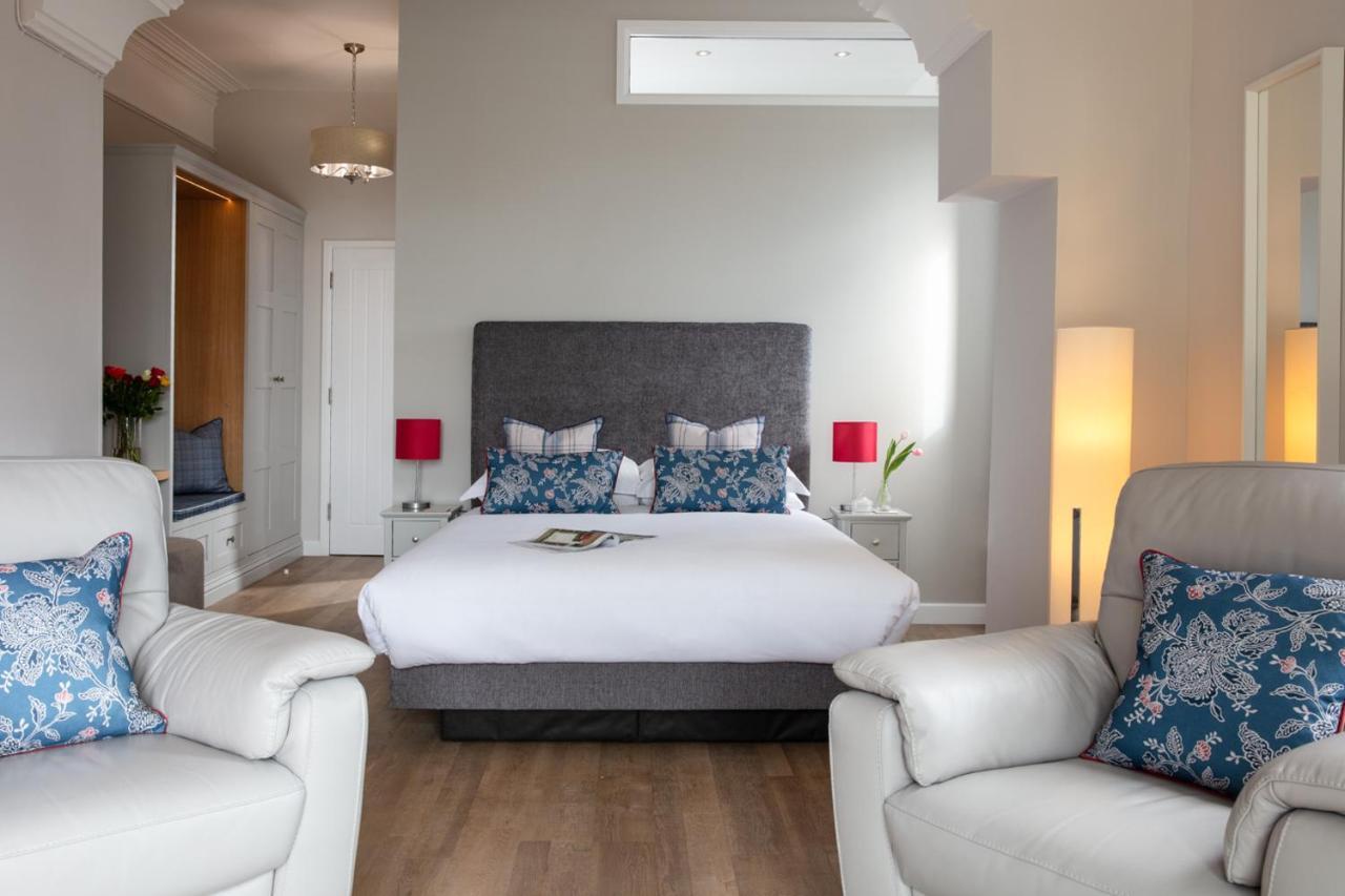 Gyllyngvase House 4*